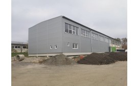 2 skladové oblúkové haly v Záluží u Hořovic, okr. Beroun